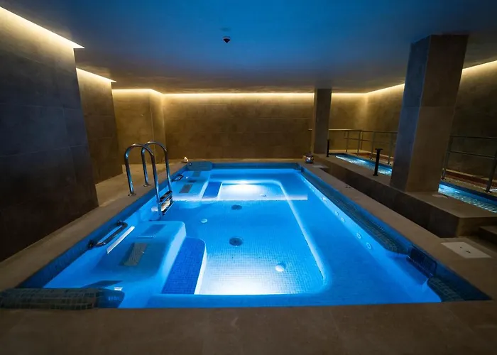 Wave Üdülőközpont 5*