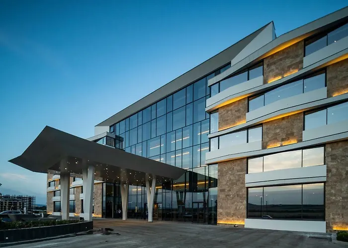 Üdülőközpont Wave 5*