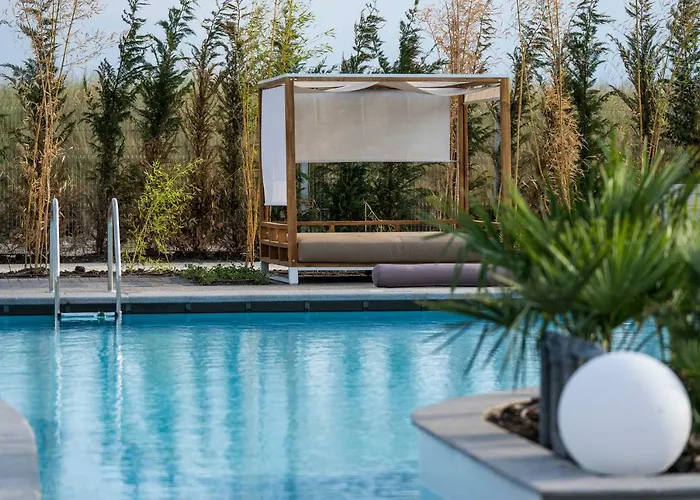 Wave Üdülőközpont 5*